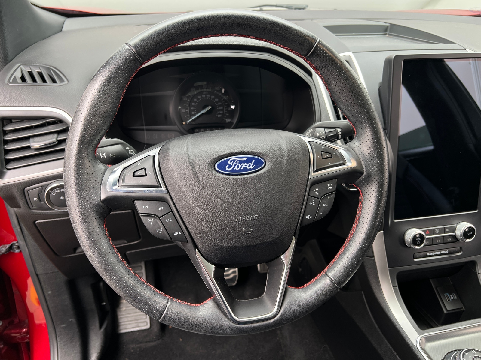 Thumbnail: 2022 Ford Edge - 4