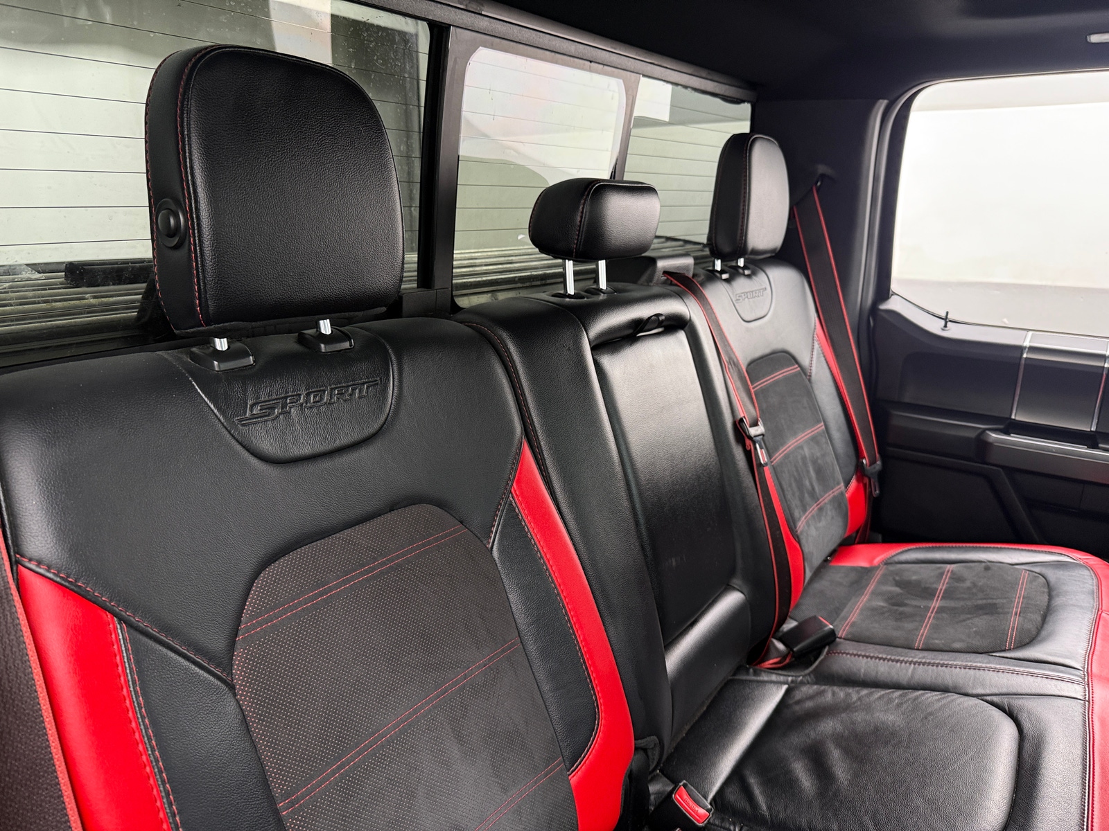 Thumbnail: 2017 Ford Econoline - 5
