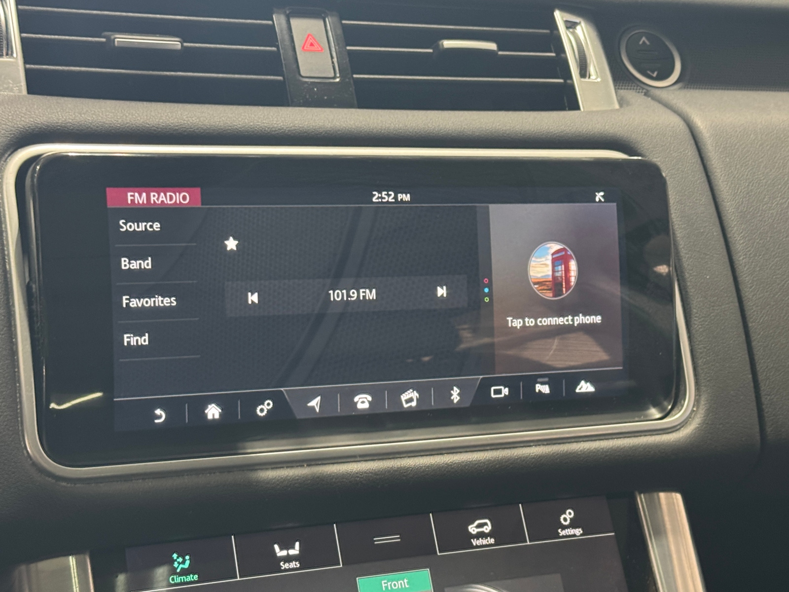 Thumbnail: 2020 Land Rover Range Rover Sport - 3