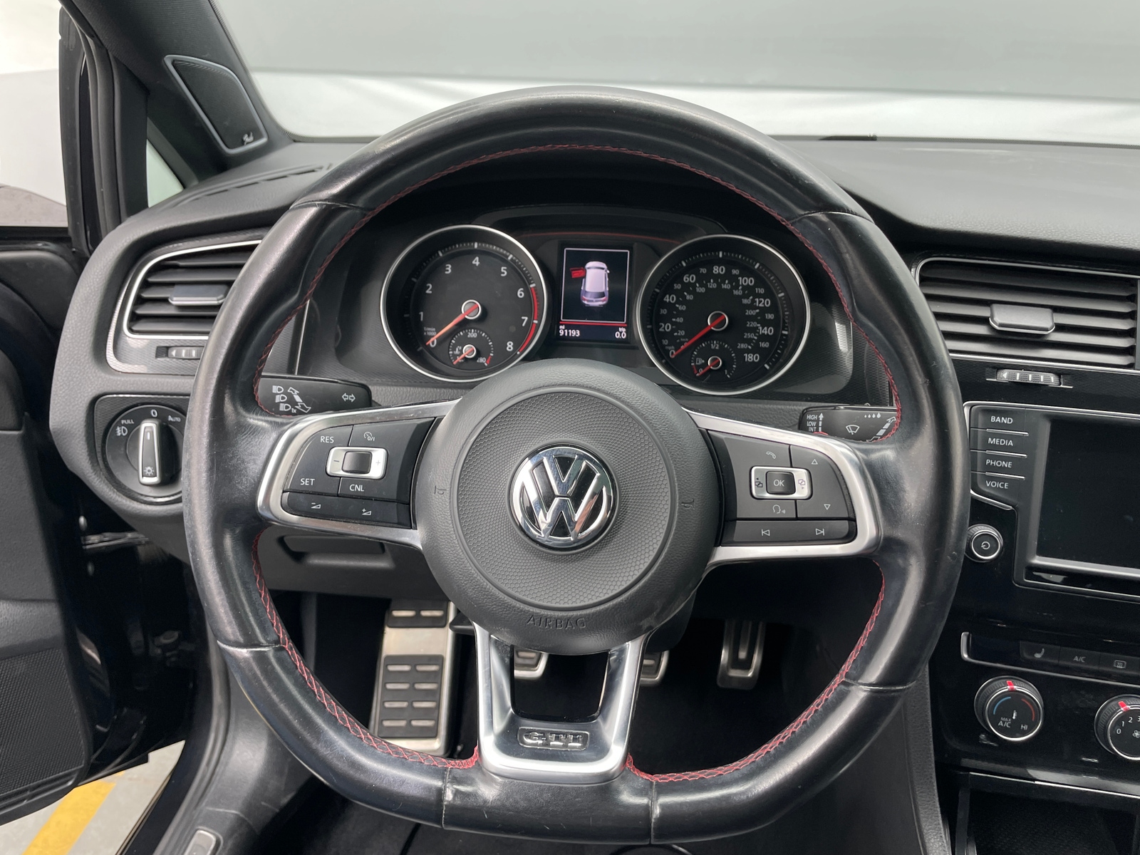 Thumbnail: 2017 Volkswagen Golf - 5