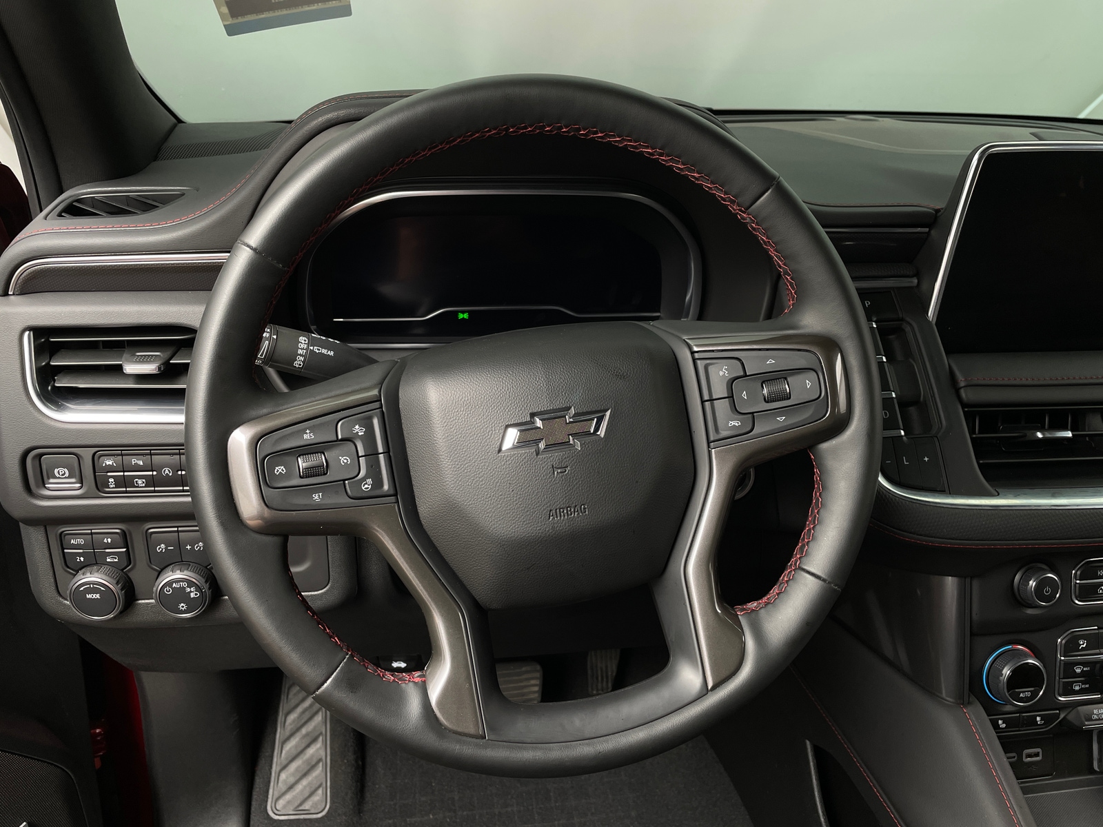 Thumbnail: 2024 Chevrolet Tahoe - 4