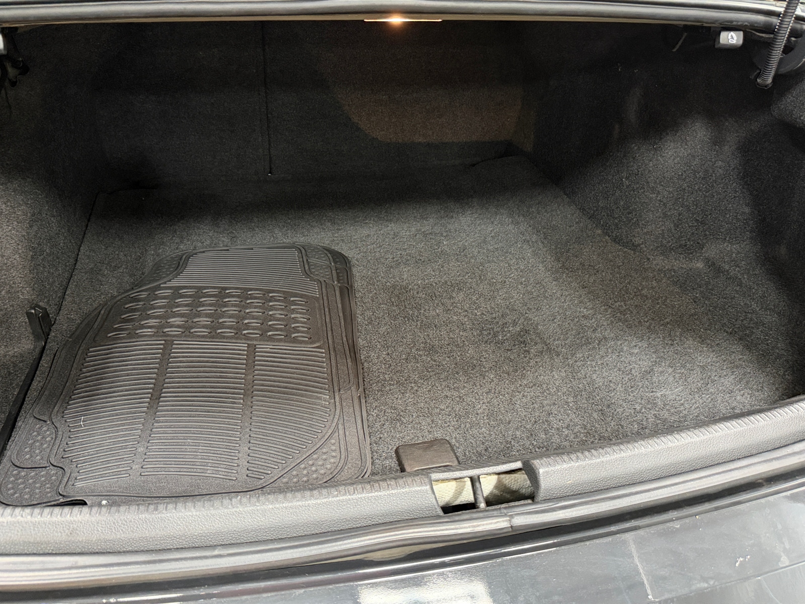 Thumbnail: 2017 Volkswagen Passat - 6