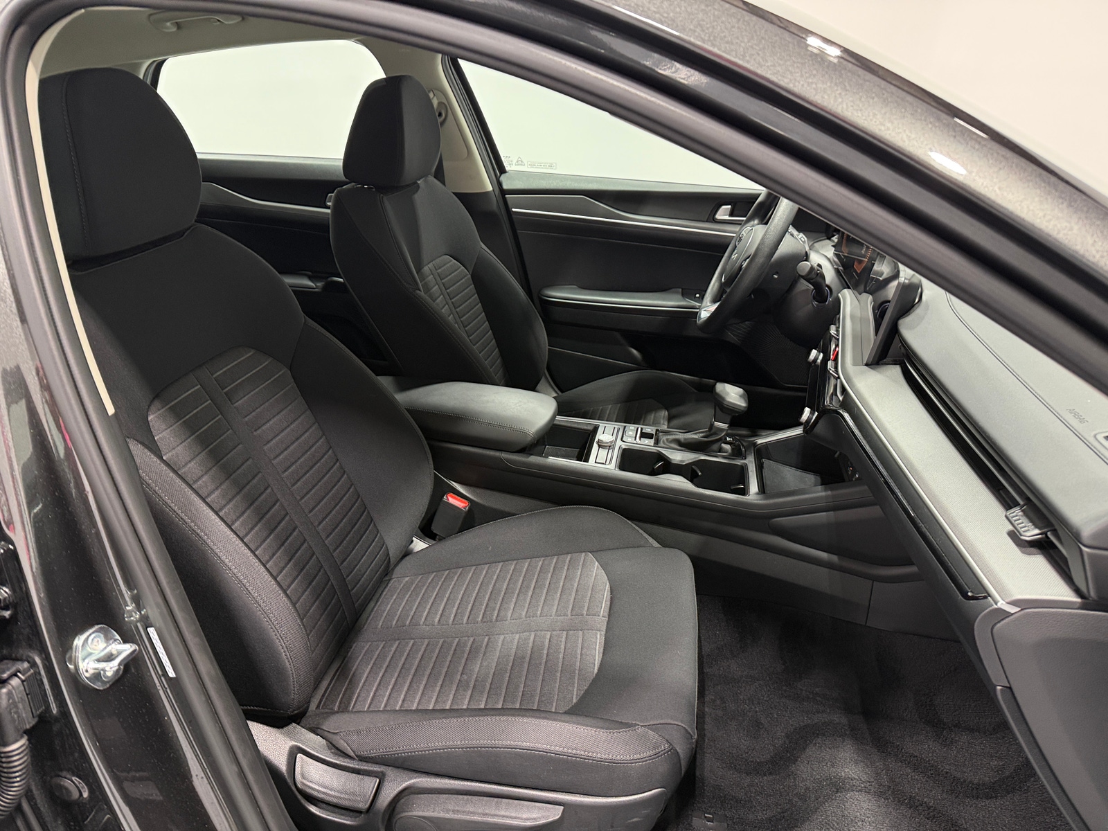 Thumbnail: 2025 Kia K5 - 2