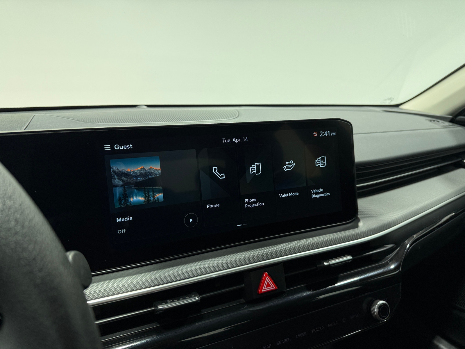 Thumbnail: 2025 Kia K5 - 4