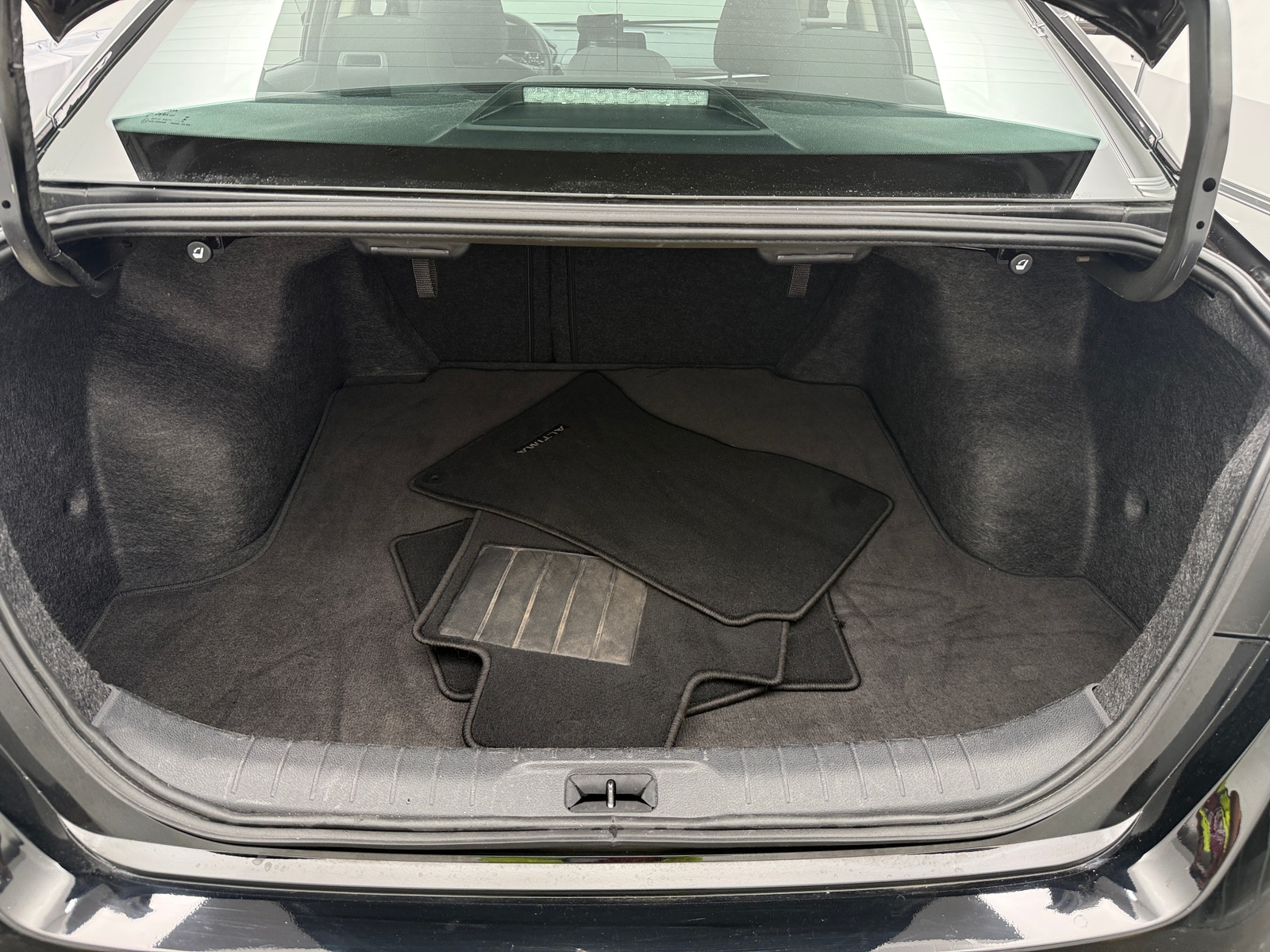 Thumbnail: 2025 Nissan Altima - 7