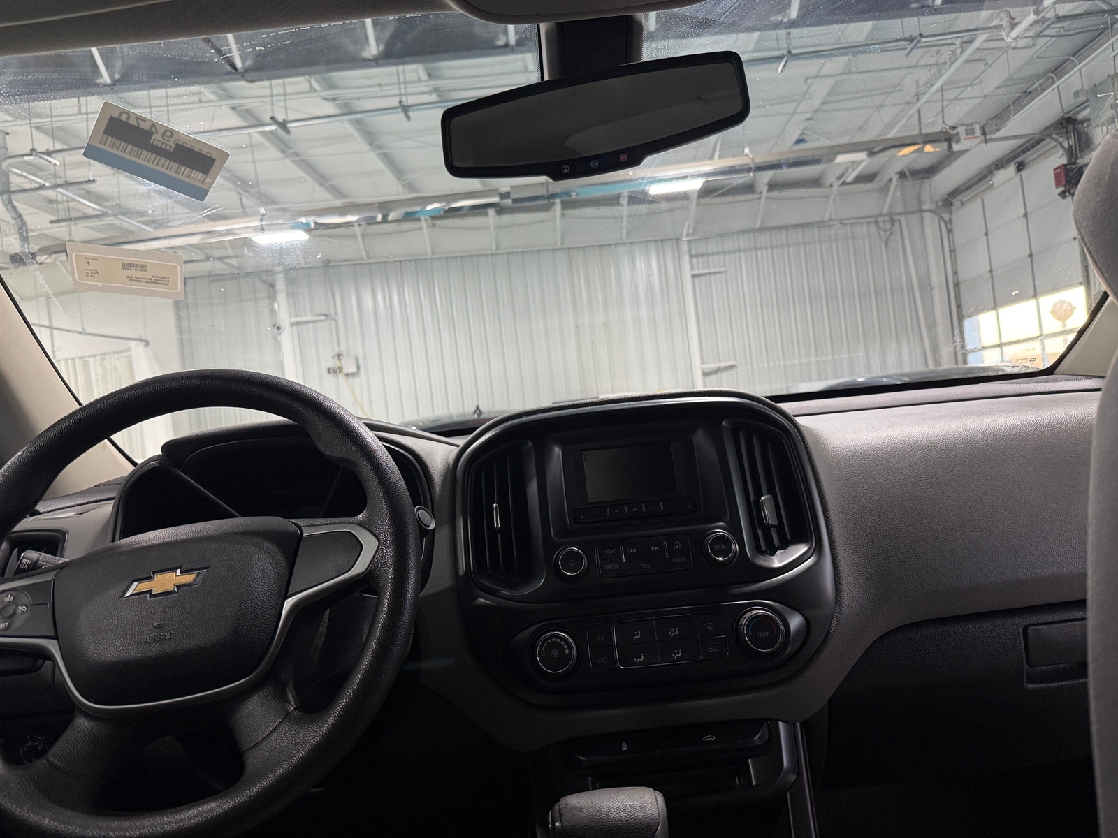 Thumbnail: 2016 Chevrolet Colorado - 3