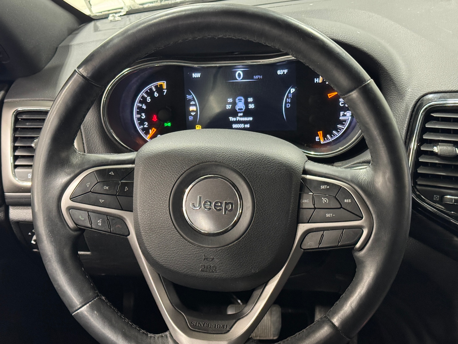 Thumbnail: 2019 Jeep Grand Cherokee - 4