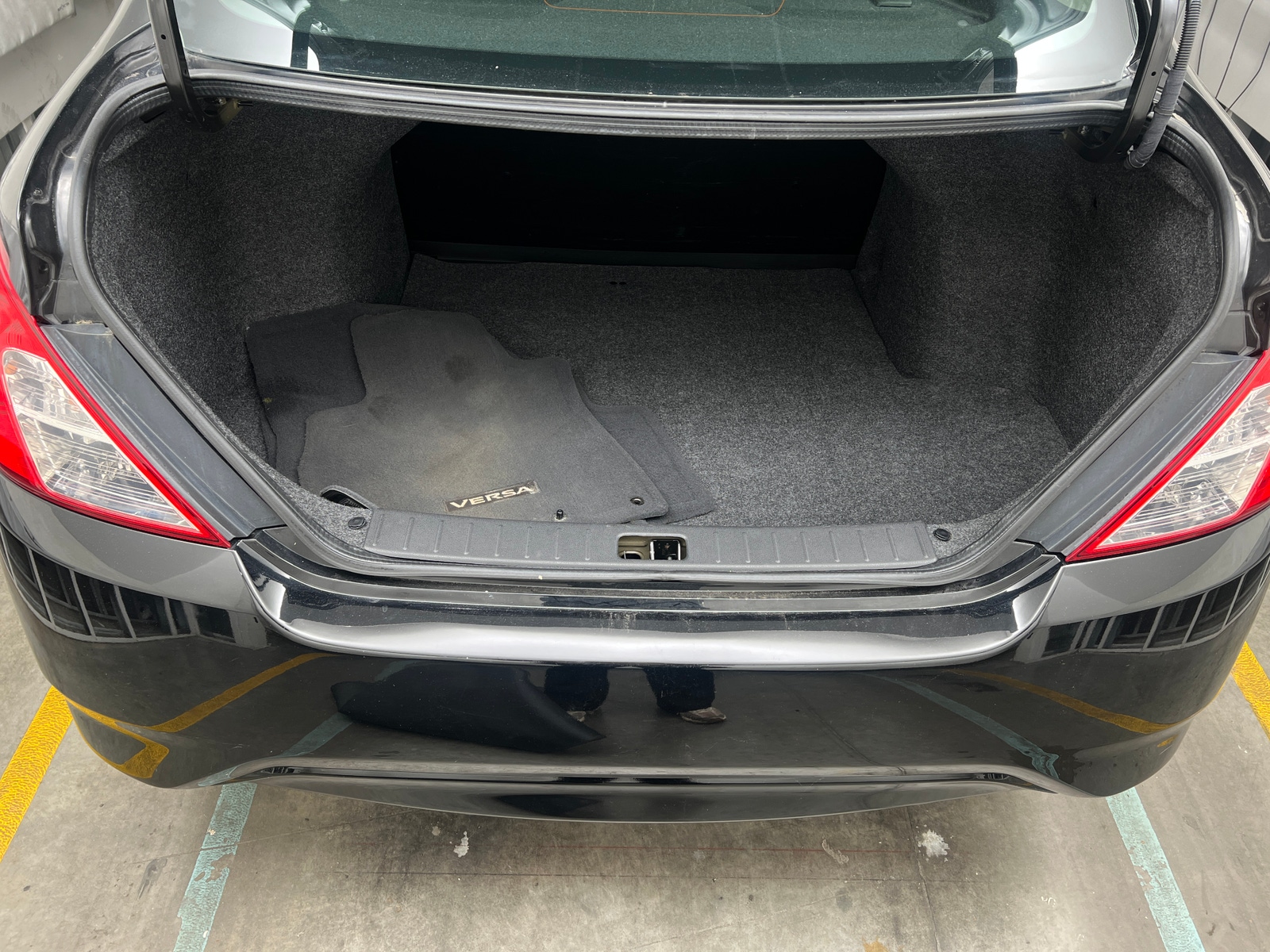 Thumbnail: 2019 Nissan Versa - 7