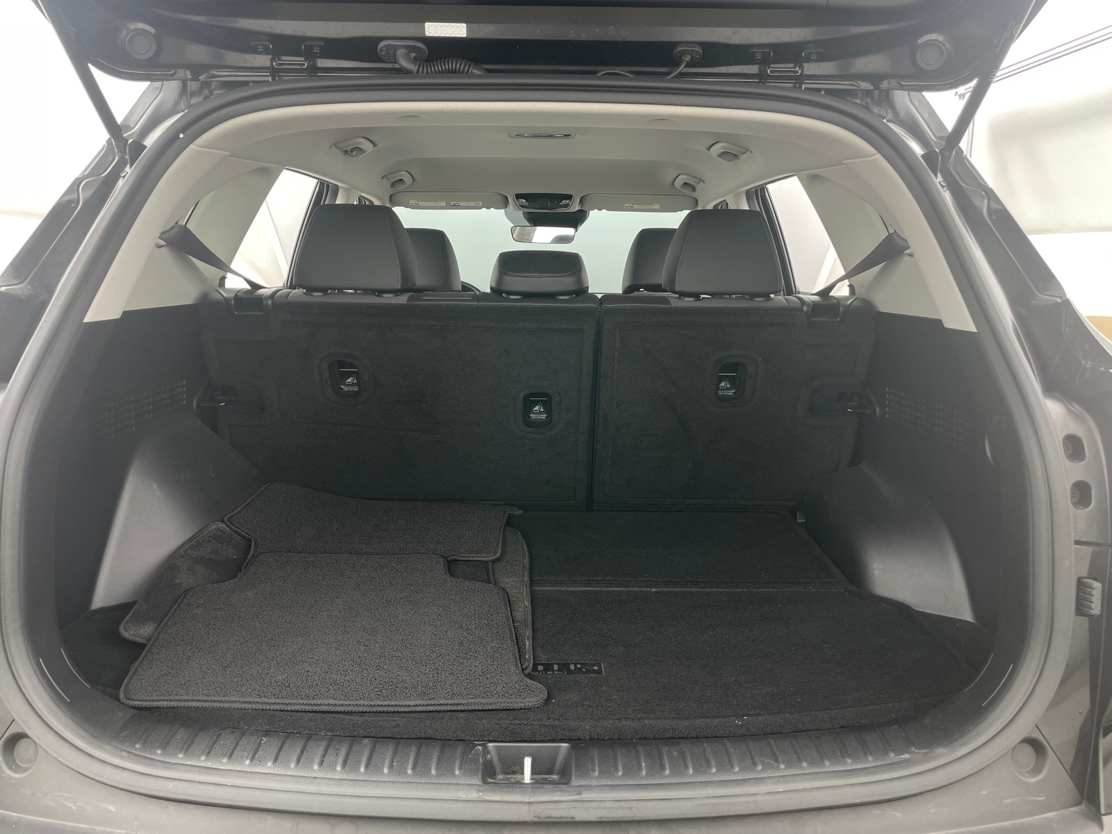 Thumbnail: 2023 Kia Seltos - 7