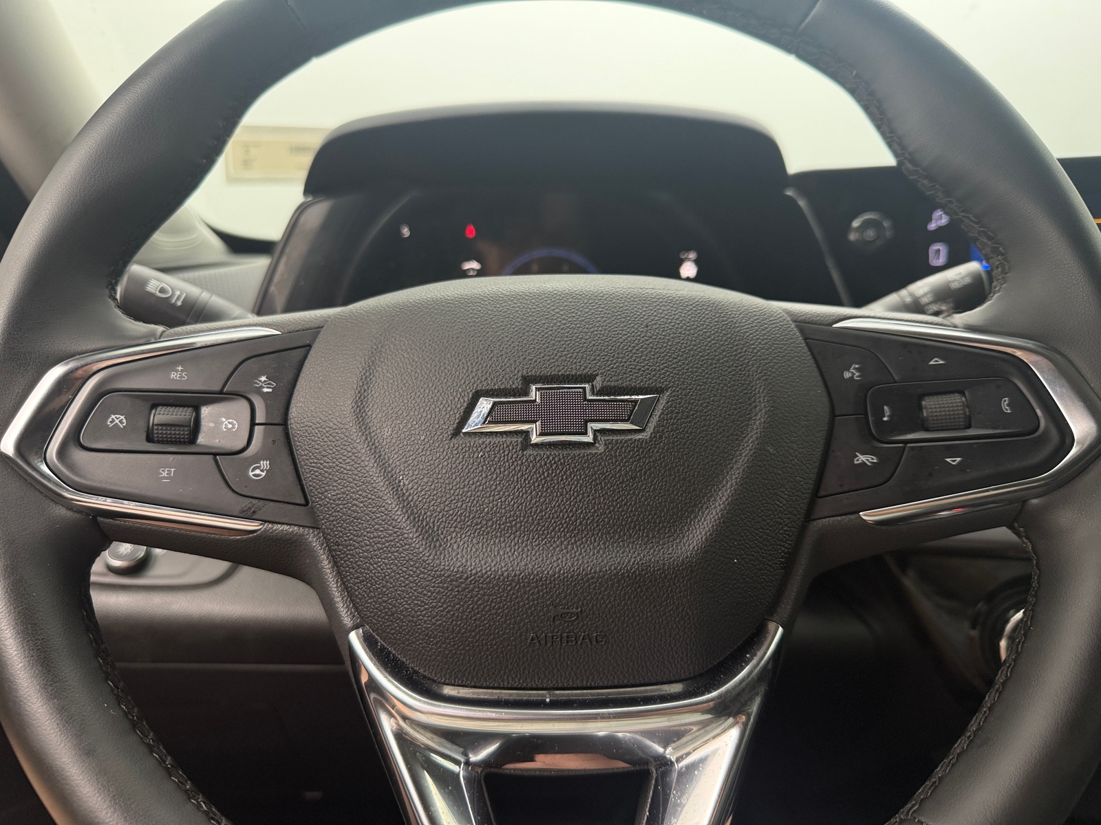 Thumbnail: 2026 Chevrolet Trax - 4