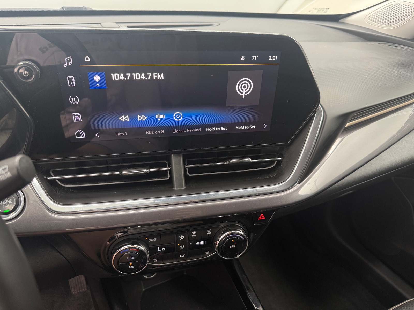 Thumbnail: 2026 Chevrolet Trax - 3