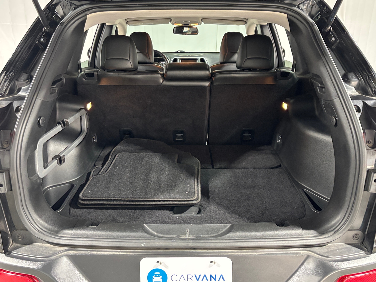 Thumbnail: 2018 Jeep Cherokee - 7