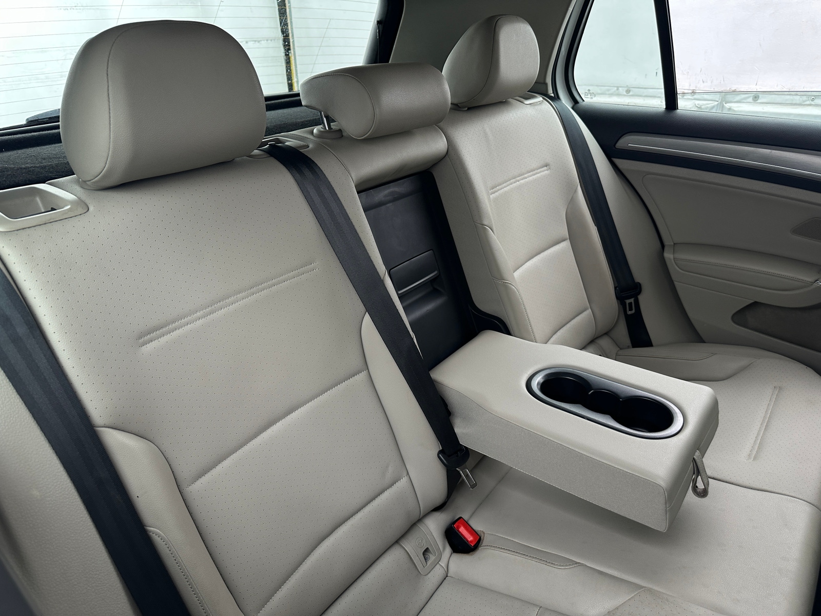 Thumbnail: 2015 Volkswagen Golf - 5