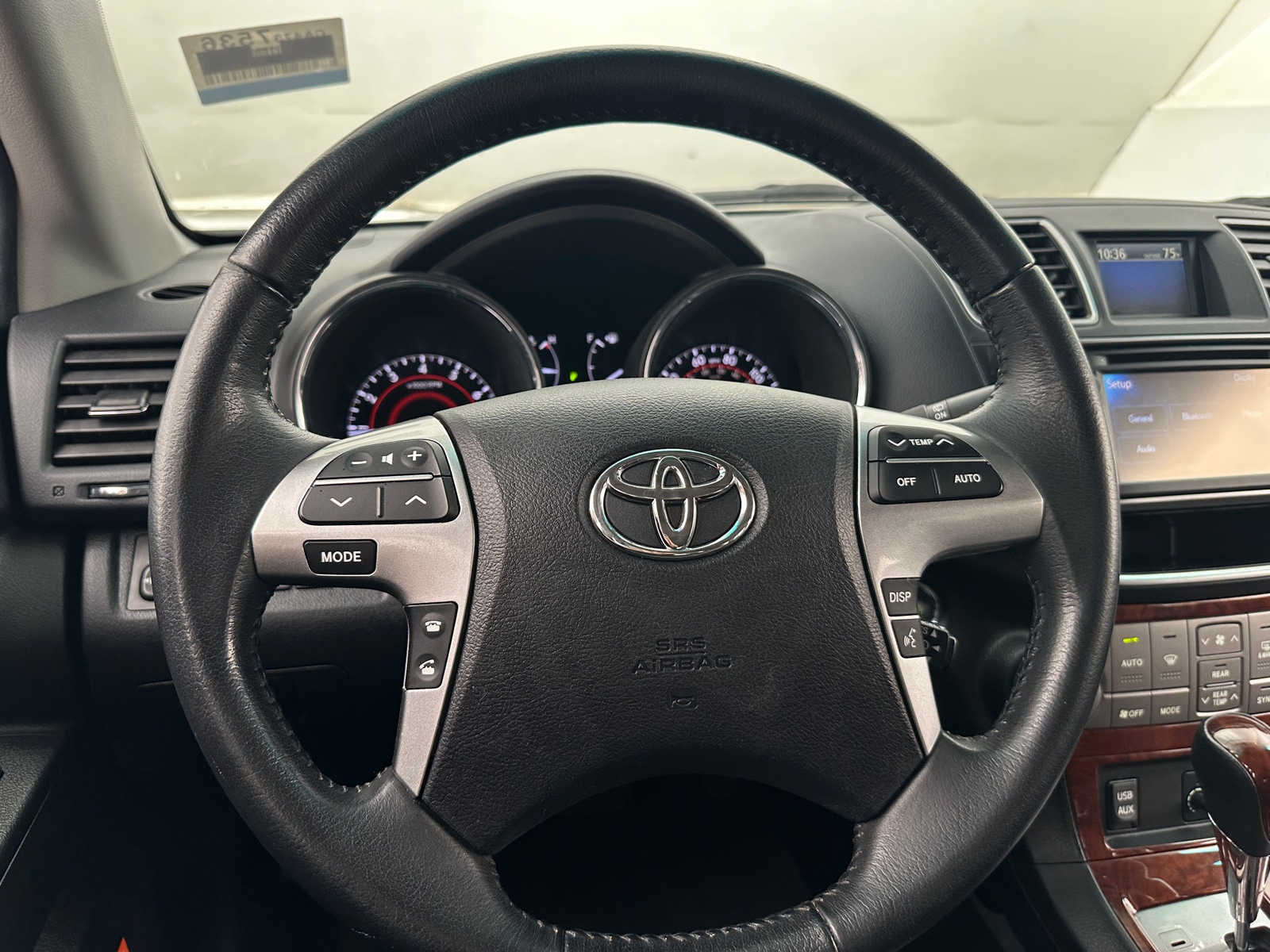 Thumbnail: 2013 Toyota Highlander - 4