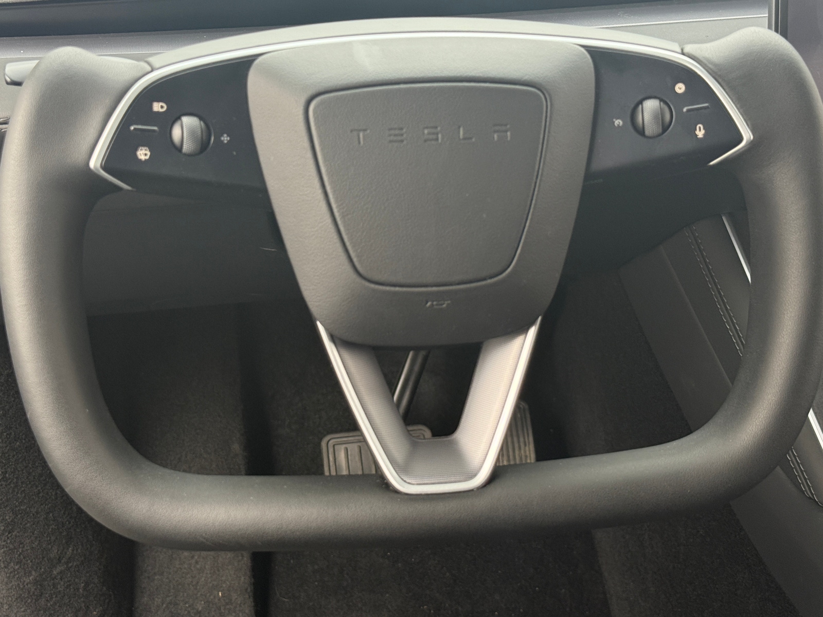 Thumbnail: 2026 Tesla Model Y - 4