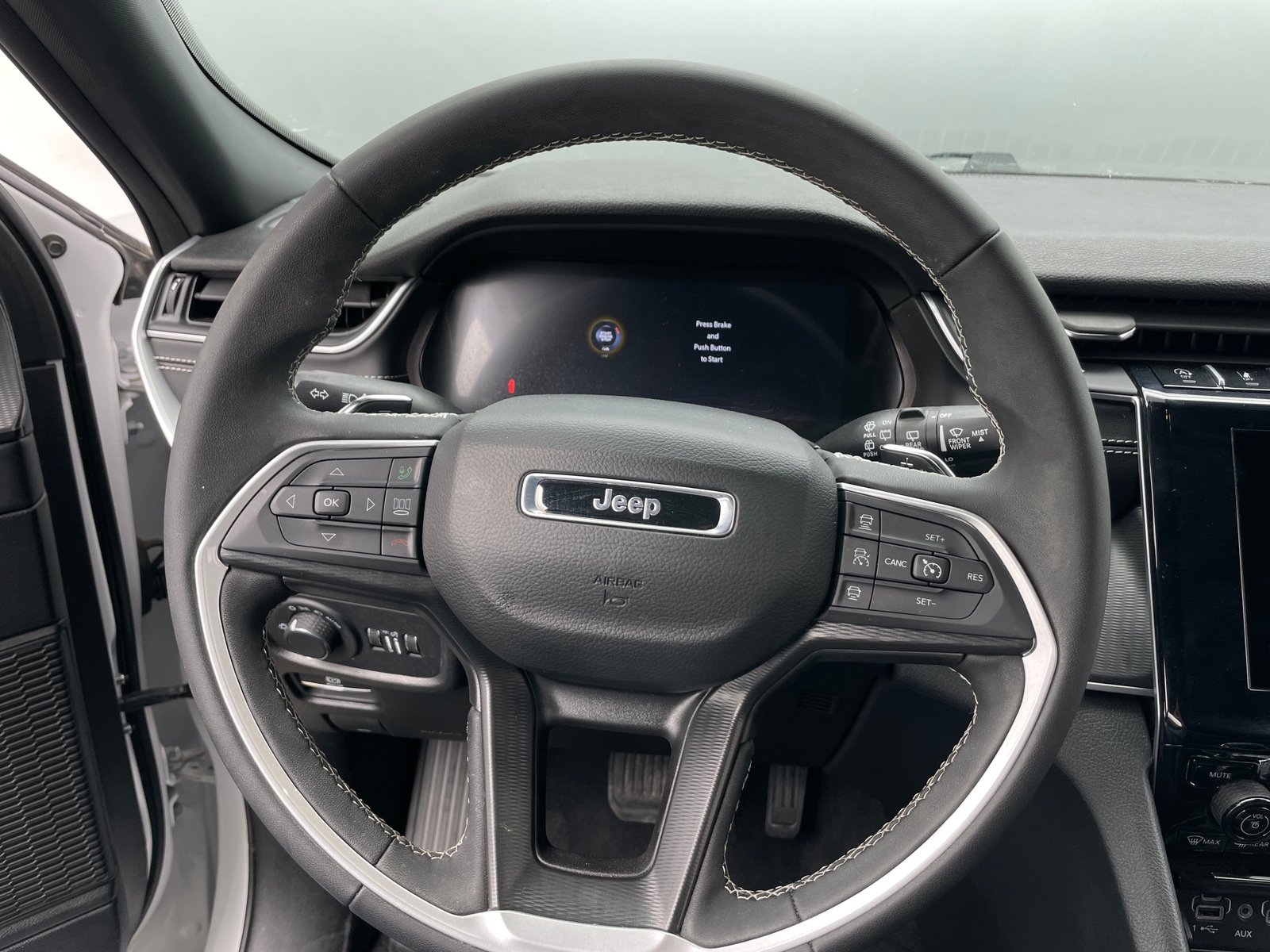 Thumbnail: 2025 Jeep Grand Cherokee - 5