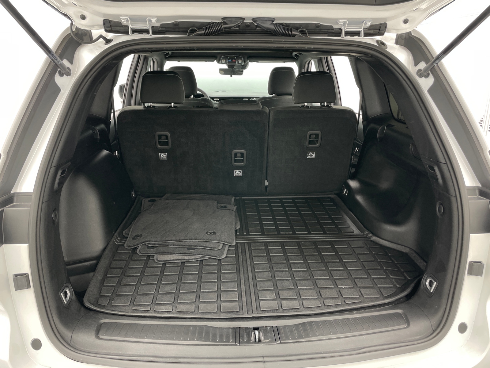 Thumbnail: 2025 Jeep Grand Cherokee - 7