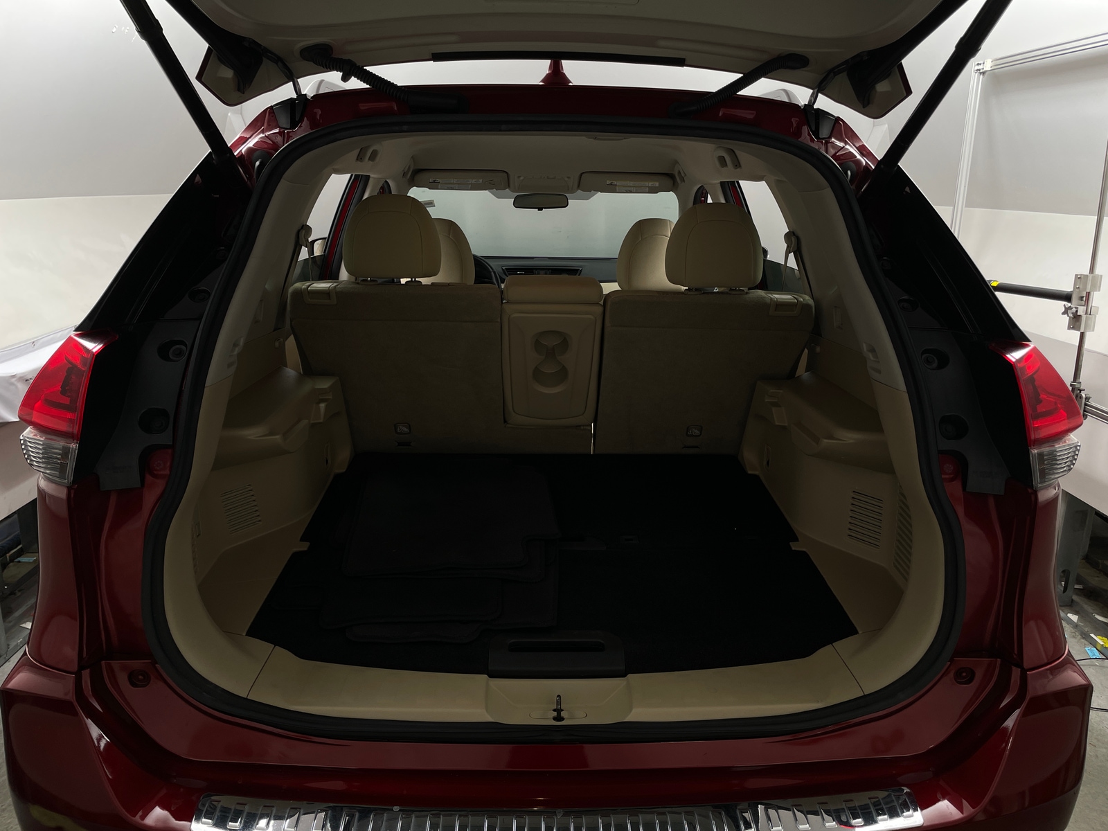 Thumbnail: 2018 Nissan Rogue - 7