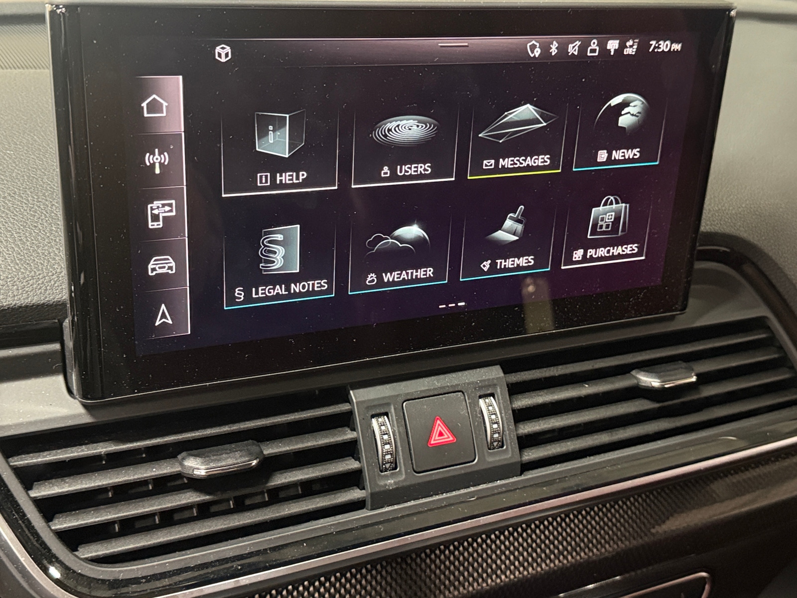 Thumbnail: 2023 Audi SQ5 - 3