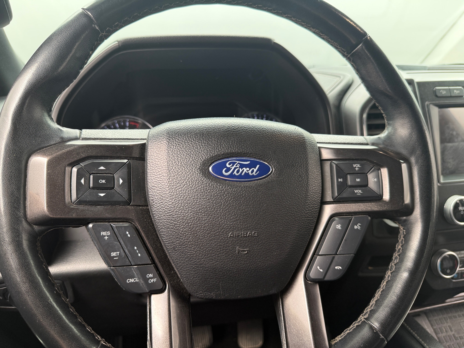 Thumbnail: 2021 Ford Expedition - 4