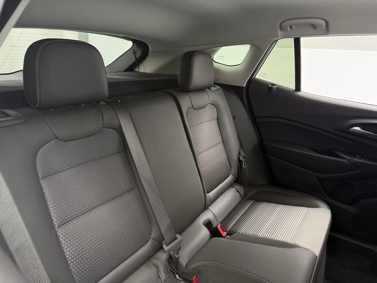 Thumbnail: 2025 Chevrolet Trax - 6