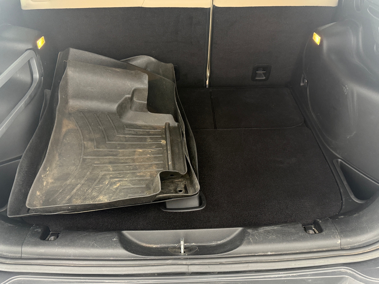 Thumbnail: 2015 Jeep Cherokee - 6