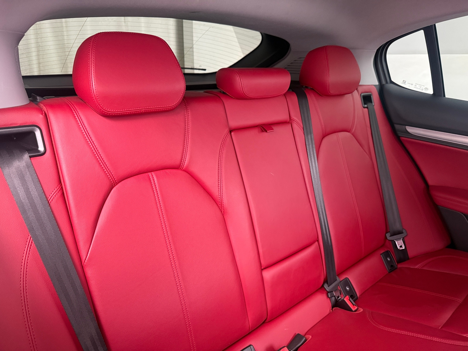 Thumbnail: 2019 Alfa Romeo Stelvio - 5