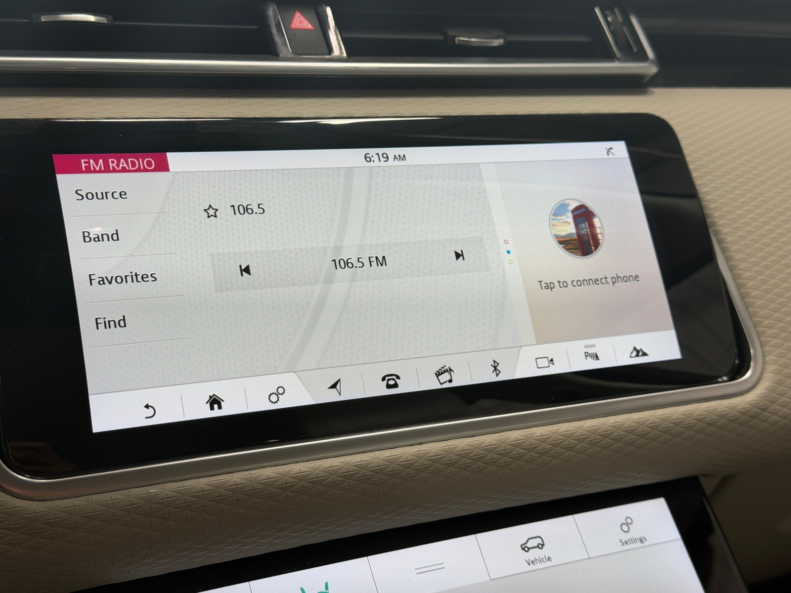 Thumbnail: 2020 Land Rover Range Rover Velar - 3