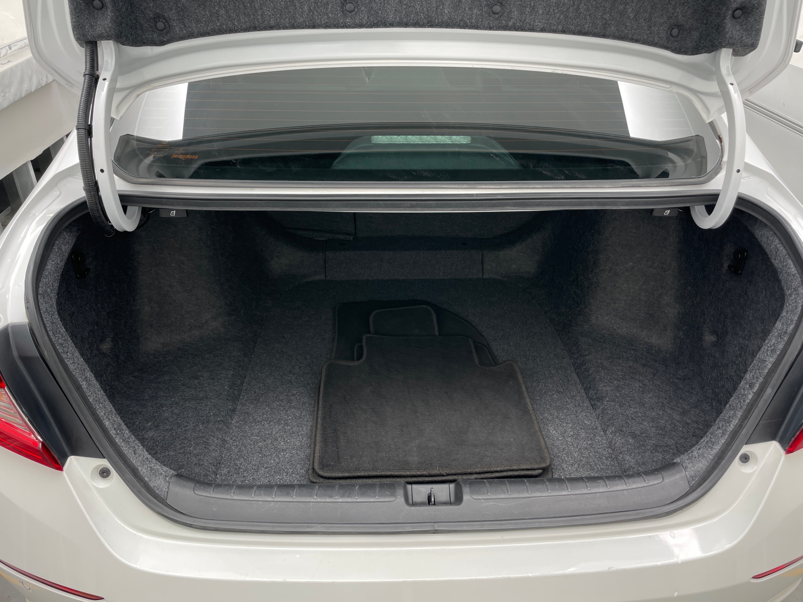 Thumbnail: 2022 Honda Accord - 6