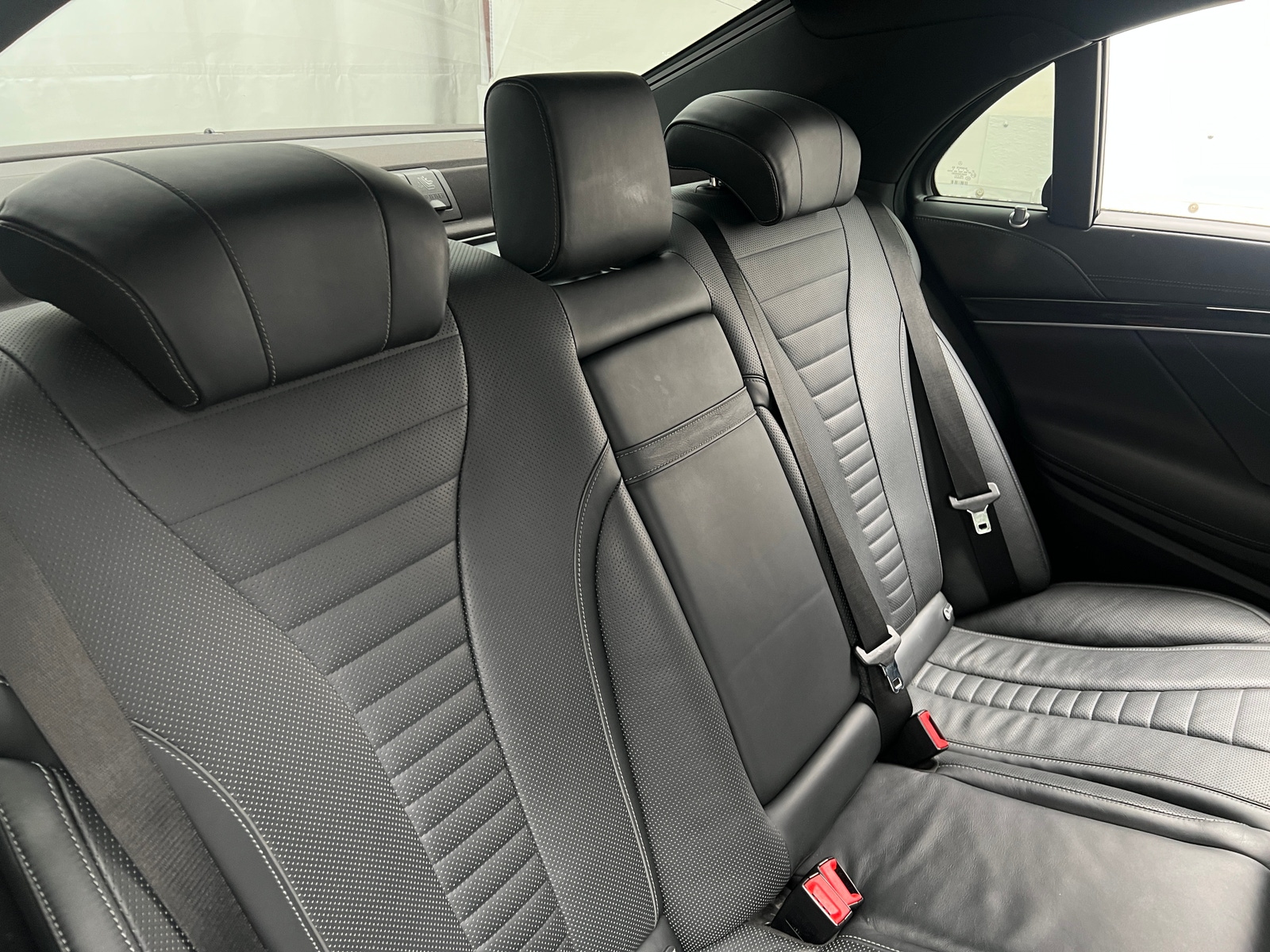 Thumbnail: 2016 Mercedes-Benz S-Class - 5