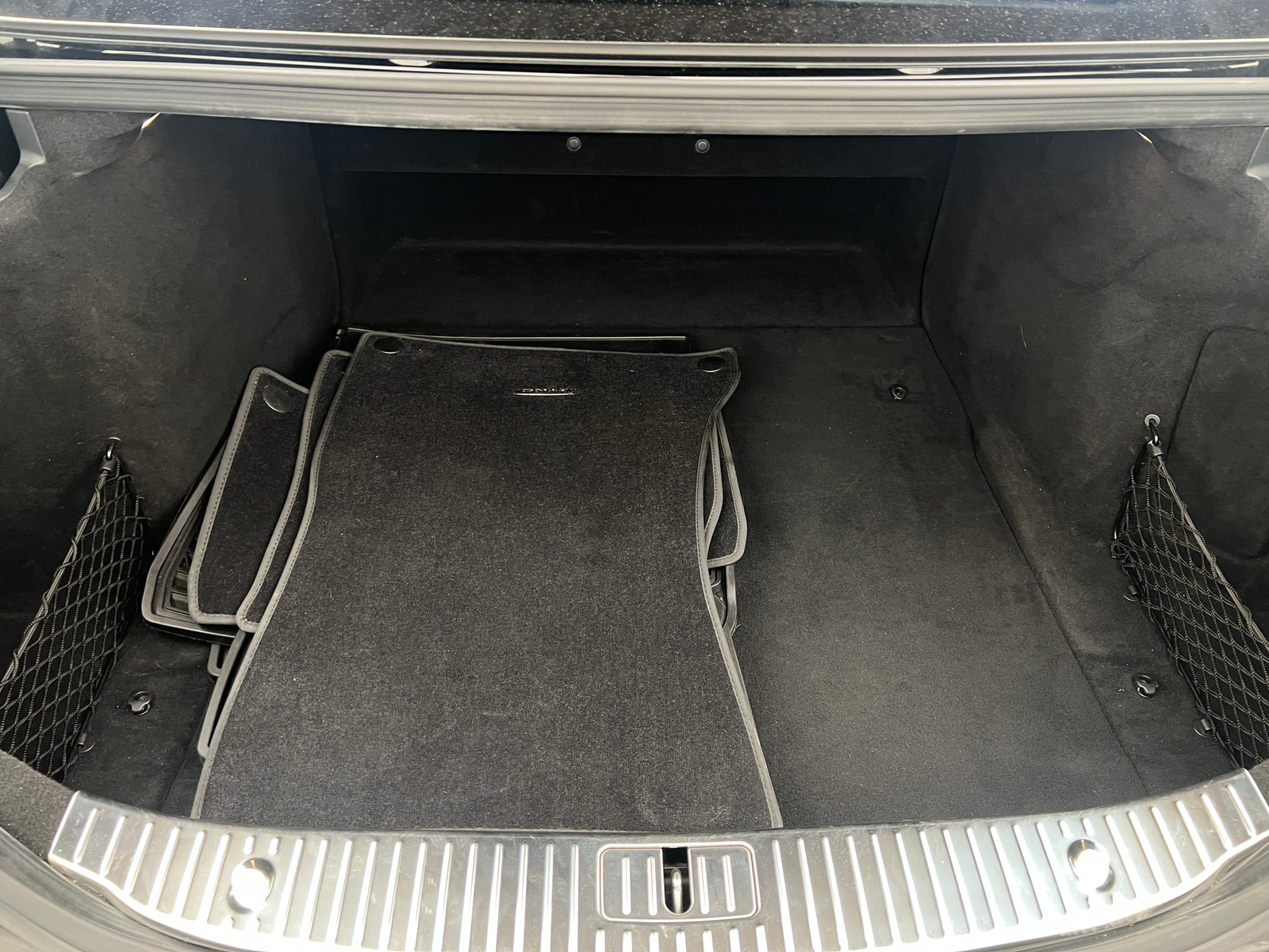 Thumbnail: 2016 Mercedes-Benz S-Class - 6