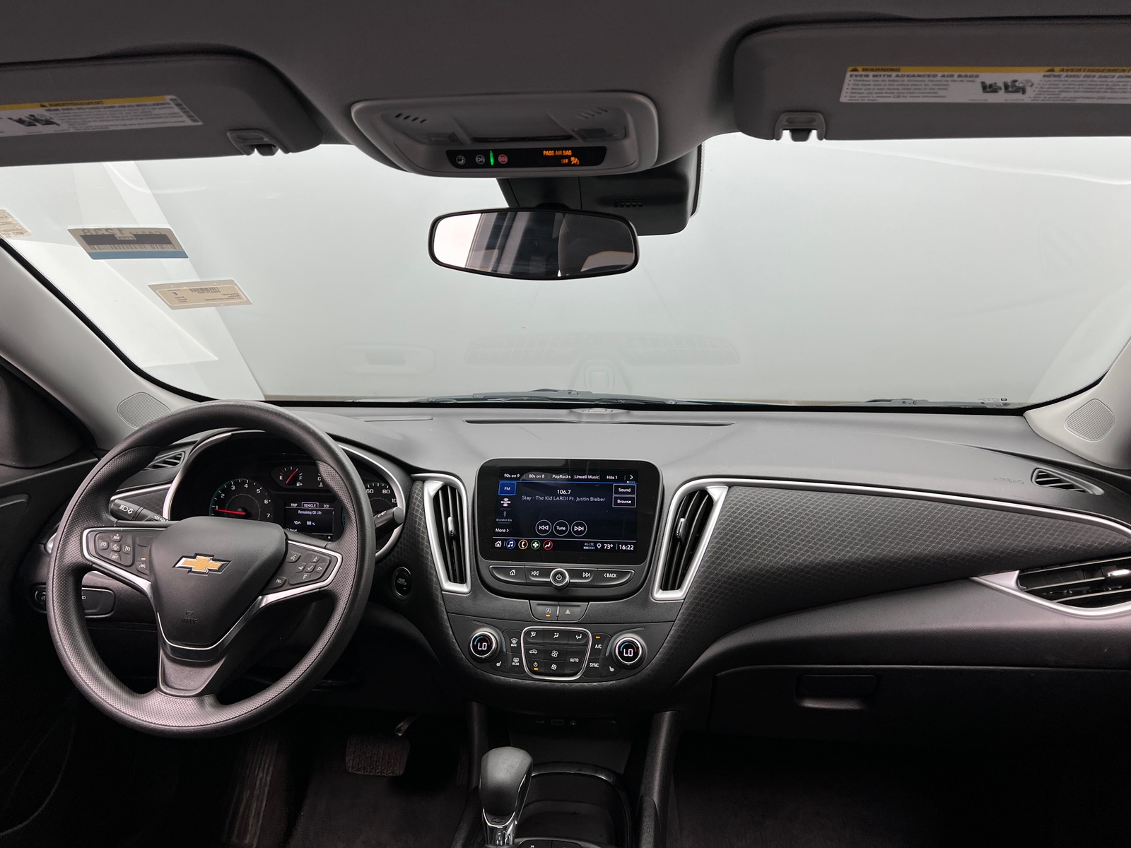 Thumbnail: 2024 Chevrolet Malibu - 3