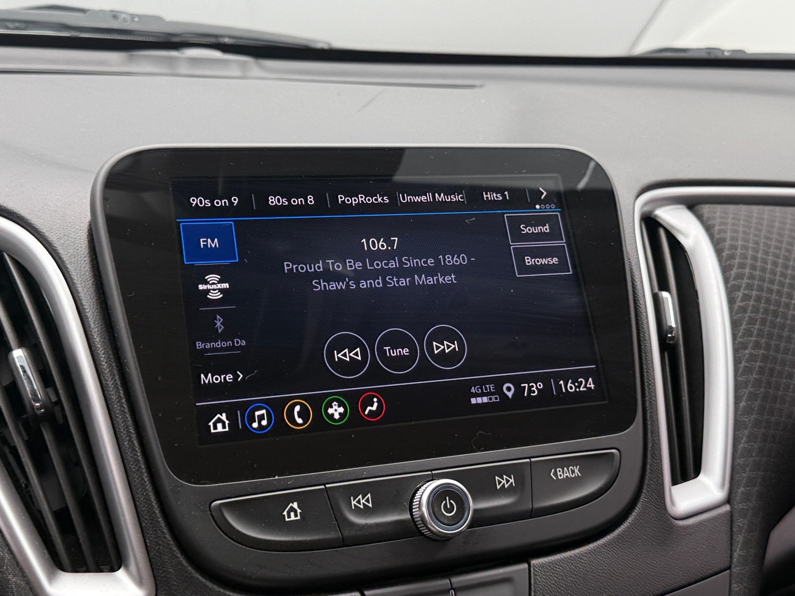 Thumbnail: 2024 Chevrolet Malibu - 4