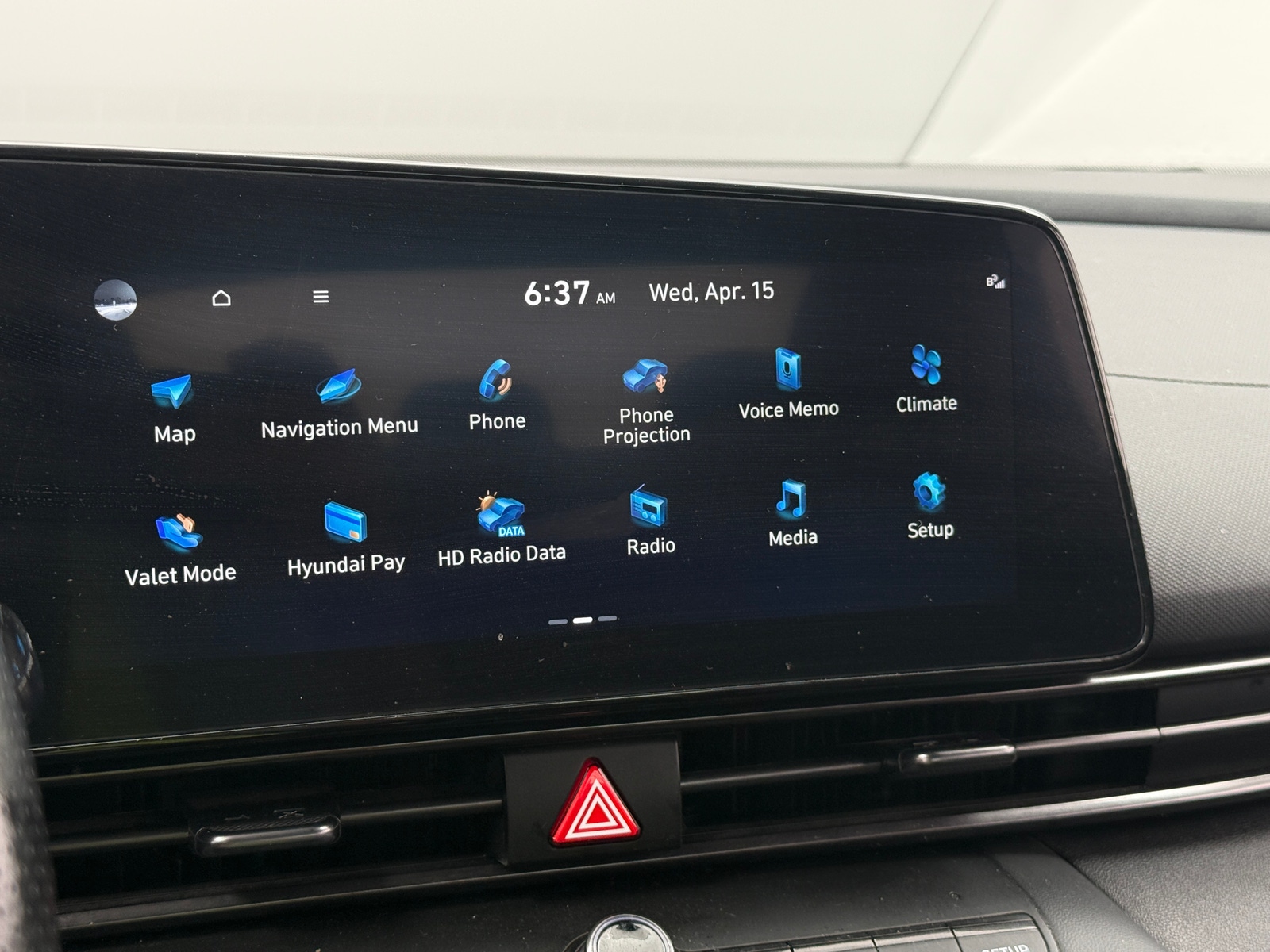 Thumbnail: 2023 Hyundai Elantra - 4