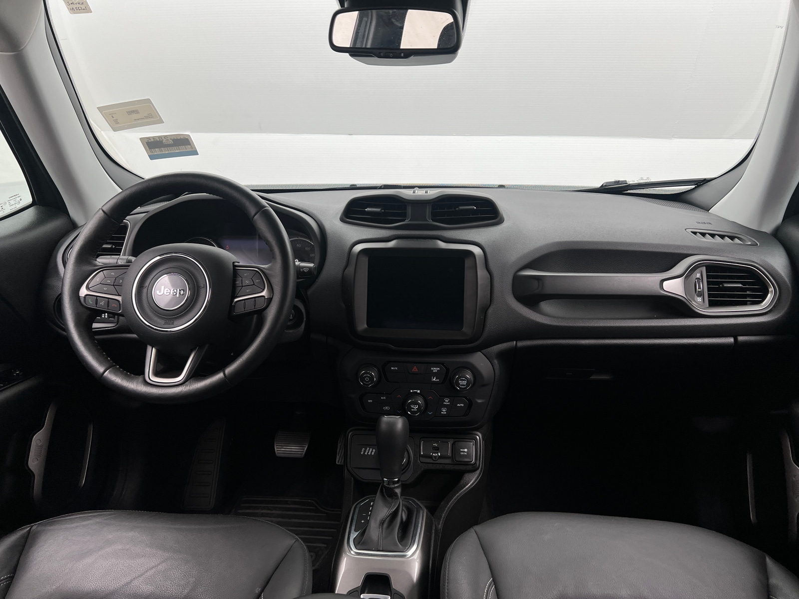 Thumbnail: 2022 Jeep Renegade - 2