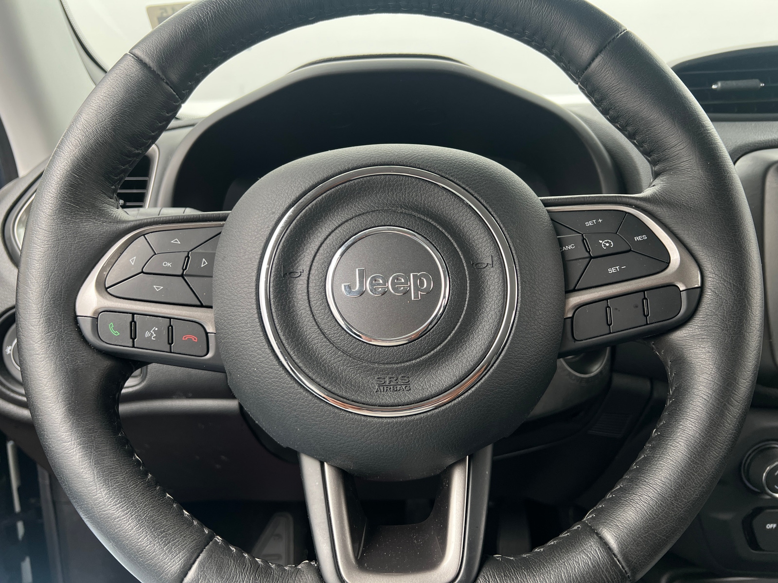 Thumbnail: 2022 Jeep Renegade - 4