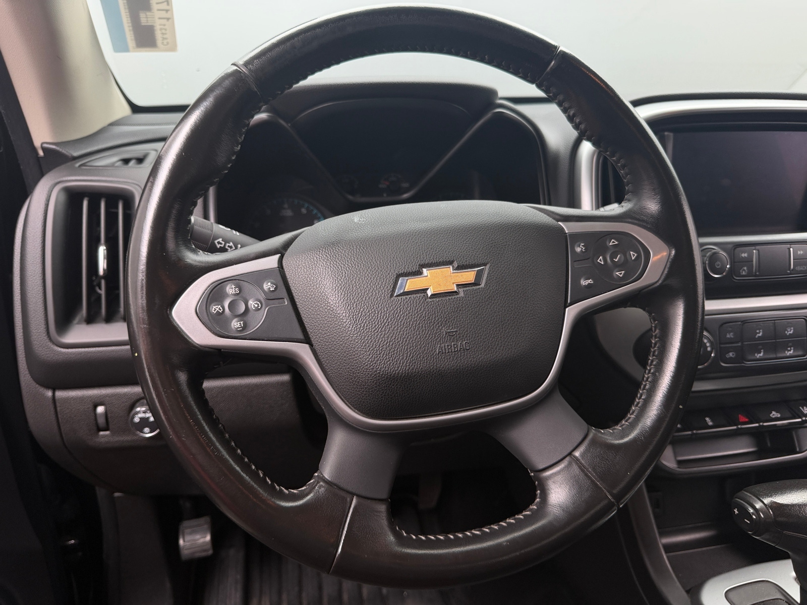 Thumbnail: 2021 Chevrolet Colorado - 4