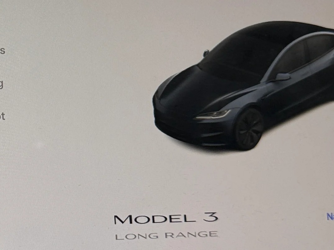 Thumbnail: 2025 Tesla Model 3 - 3