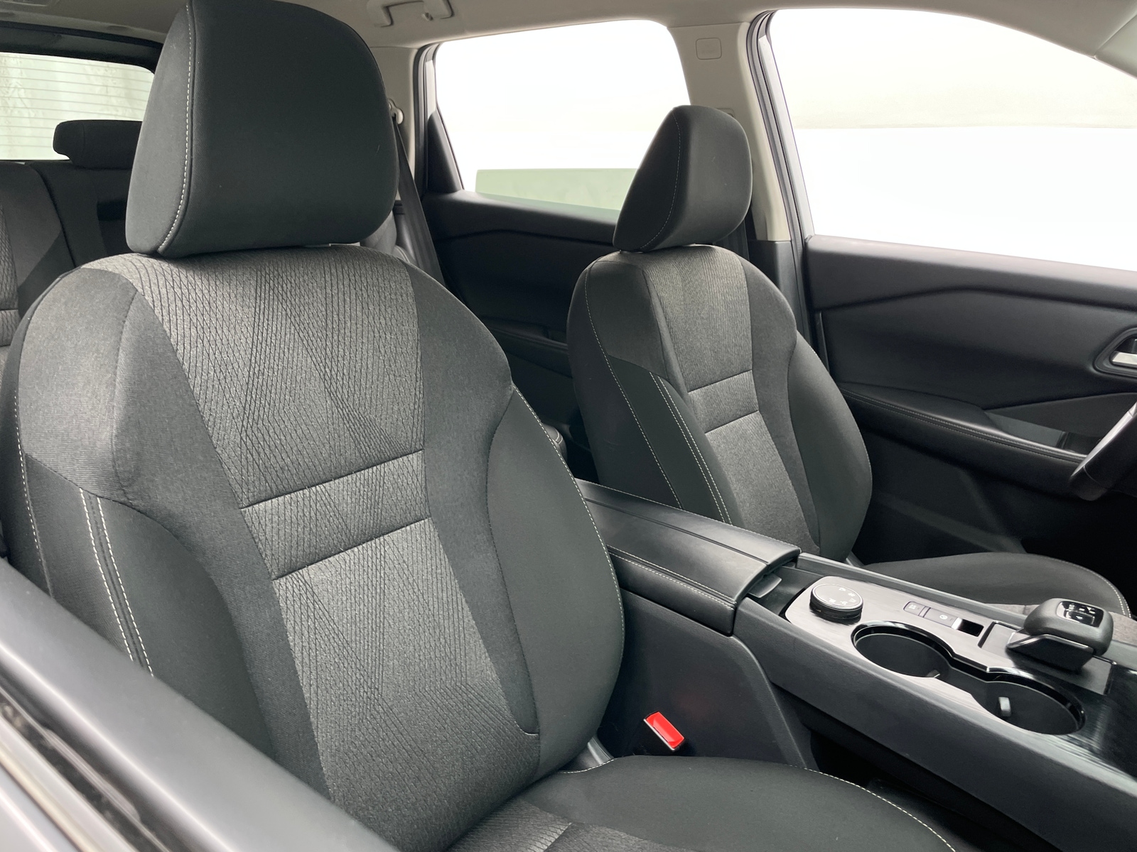 Thumbnail: 2025 Nissan Rogue - 2