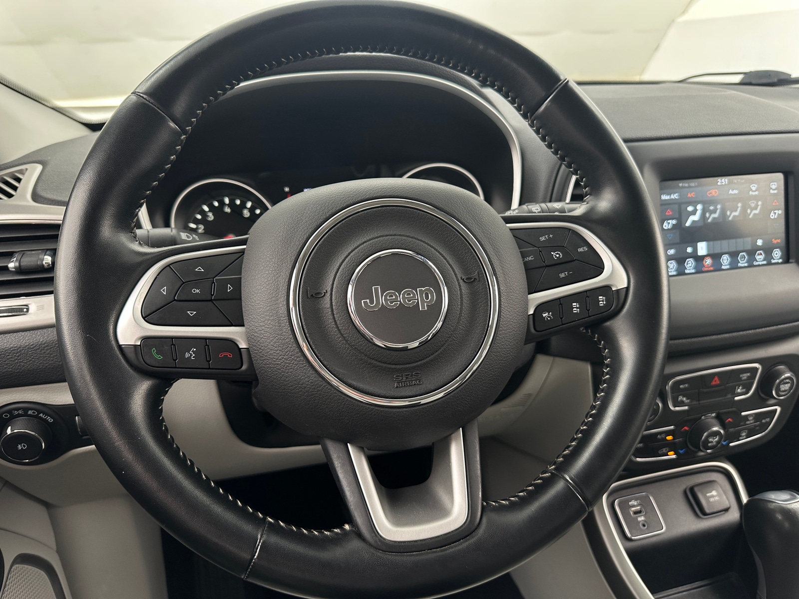 Thumbnail: 2021 Jeep Compass - 4