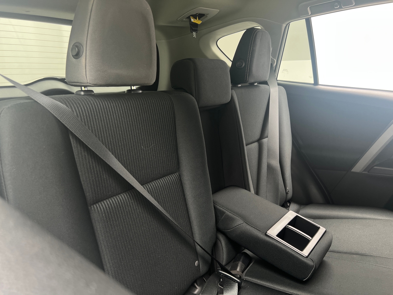 Thumbnail: 2018 Toyota RAV4 - 6