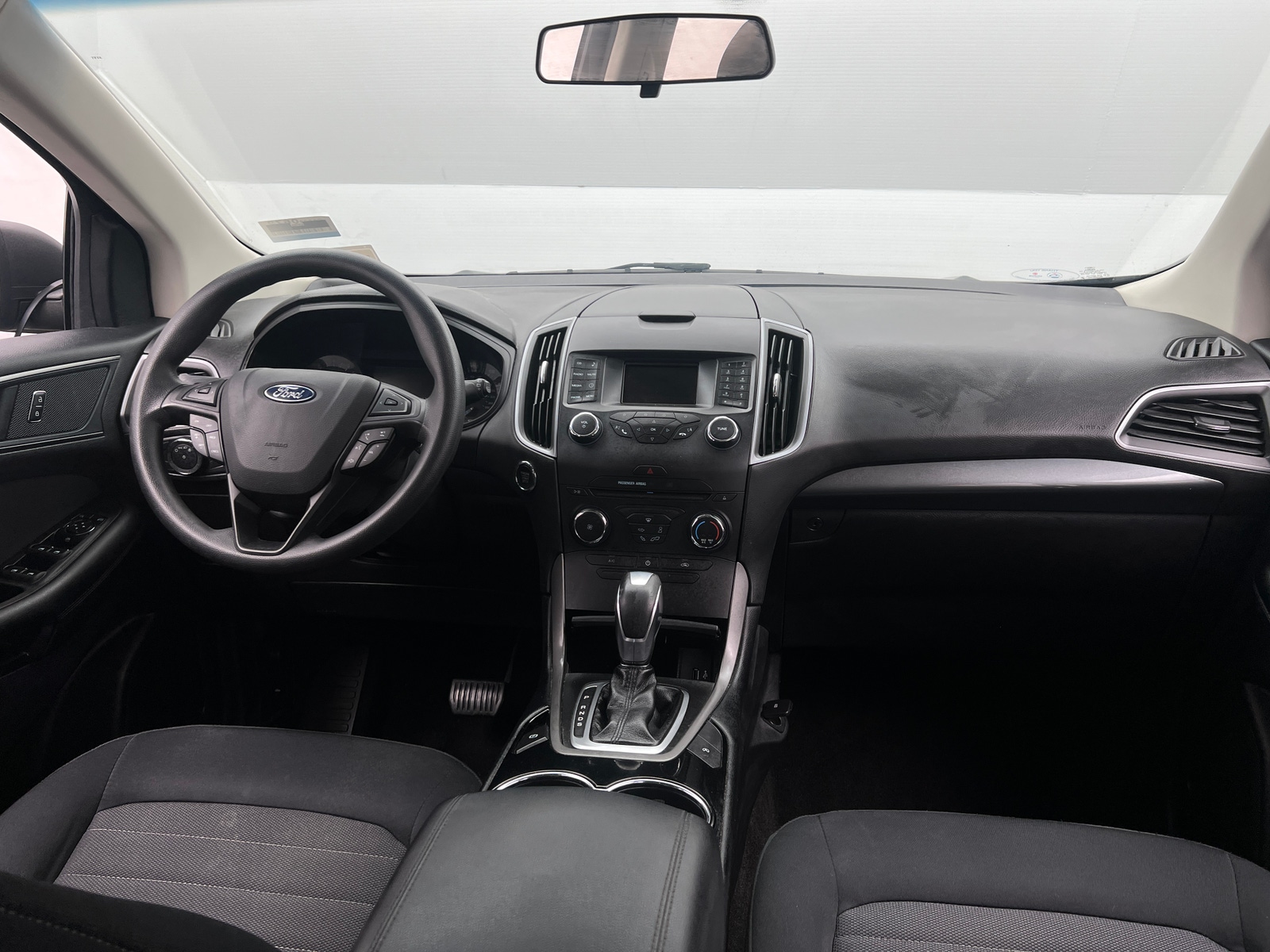 Thumbnail: 2018 Ford Edge - 3