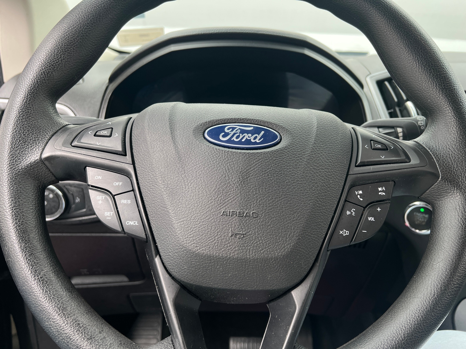 Thumbnail: 2018 Ford Edge - 5