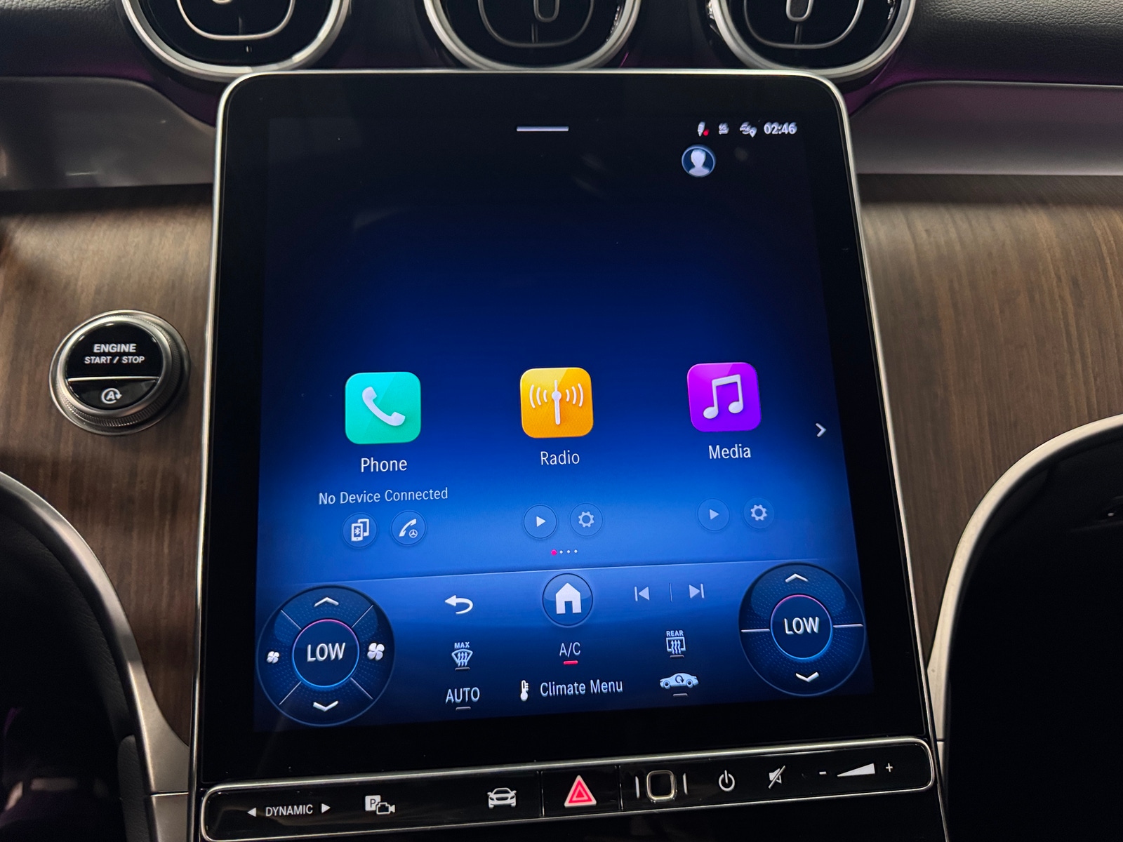 Thumbnail: 2025 Mercedes-Benz GLC - 3