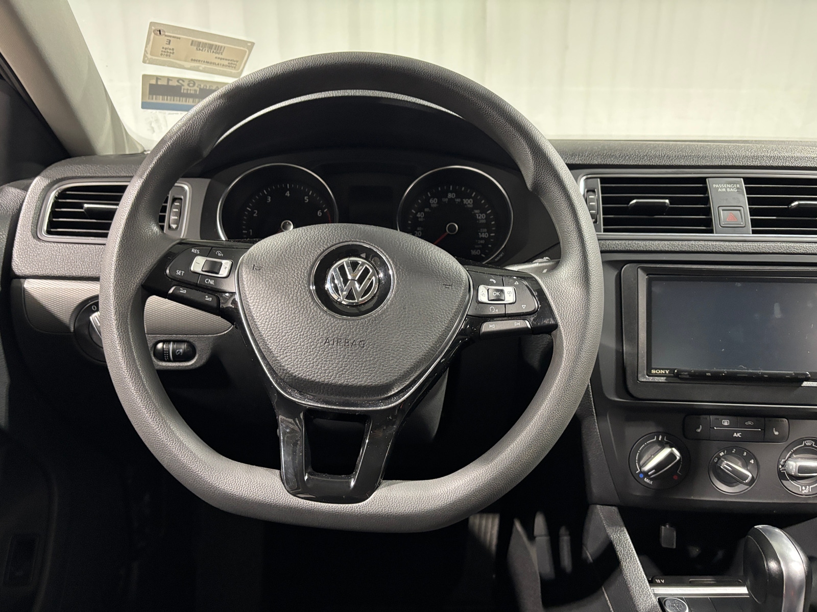 Thumbnail: 2016 Volkswagen Jetta - 5
