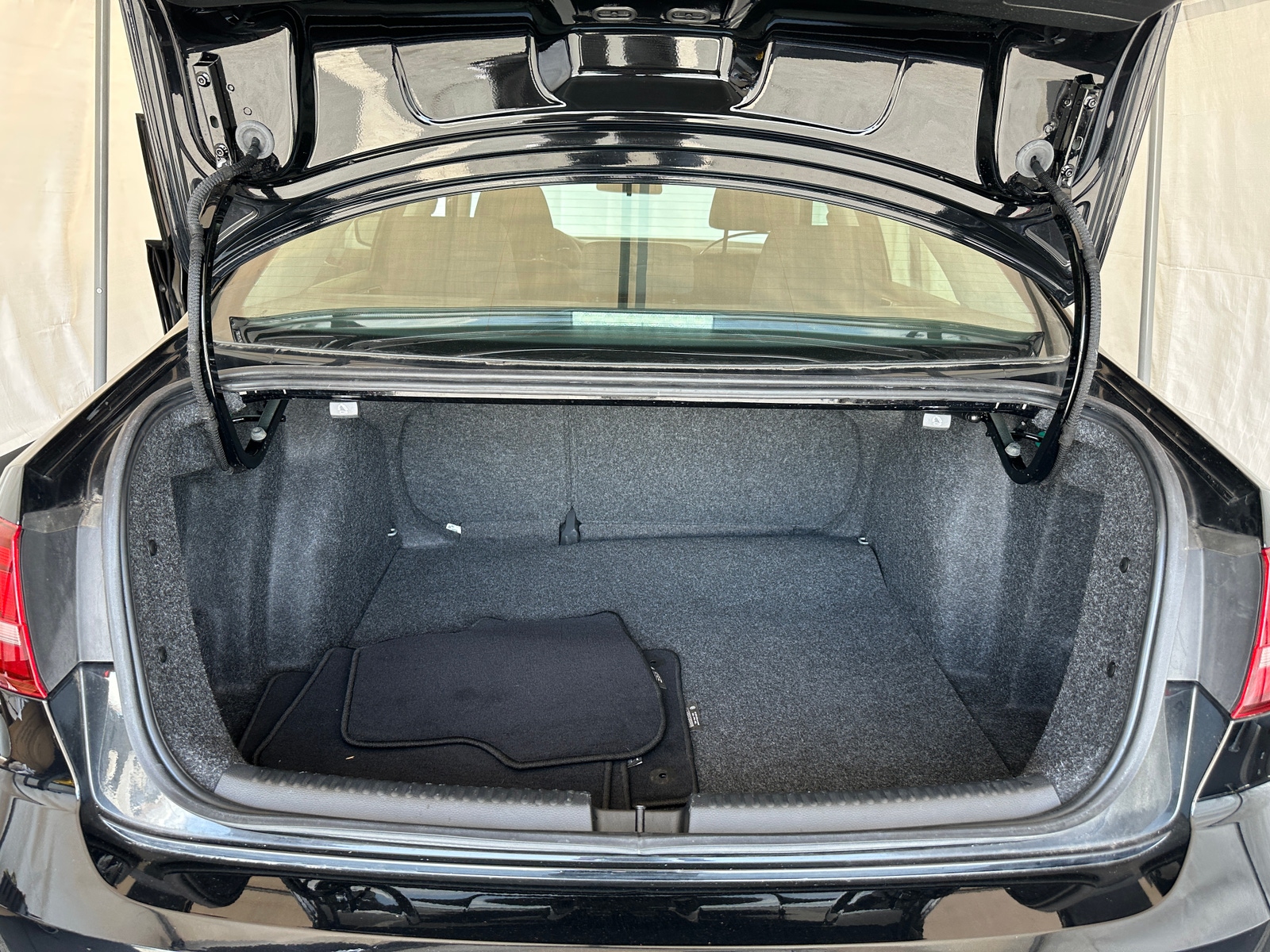 Thumbnail: 2016 Volkswagen Jetta - 7