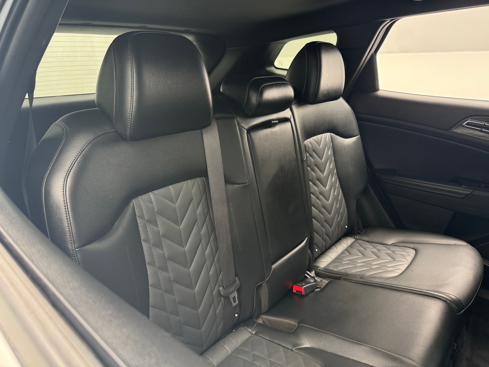 Thumbnail: 2023 Kia Sportage - 5