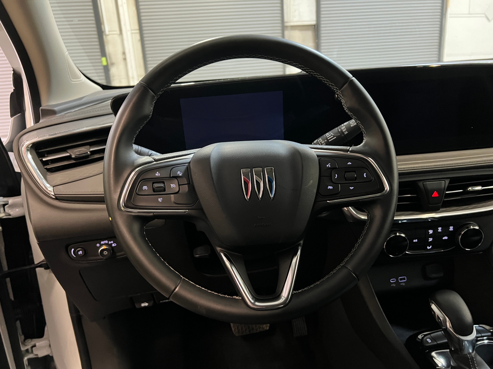 Thumbnail: 2025 Buick Encore GX - 4