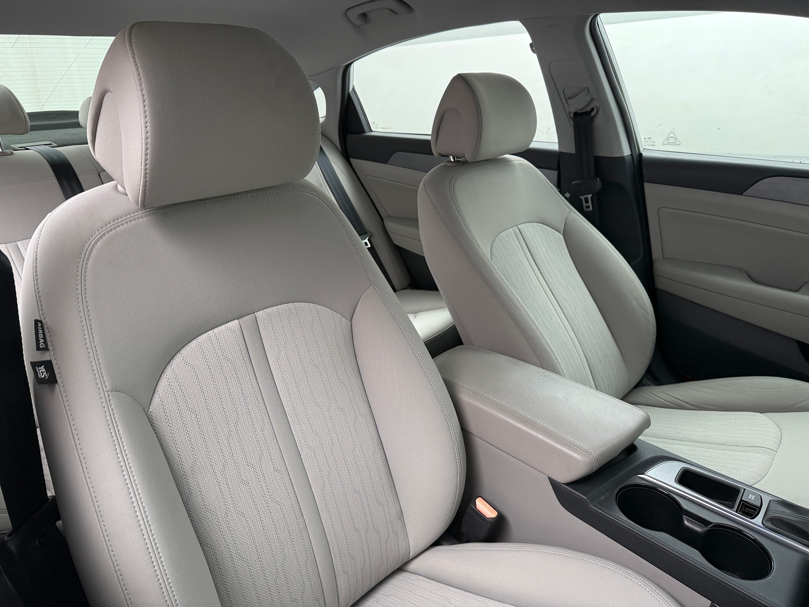 Thumbnail: 2016 Hyundai Sonata - 2