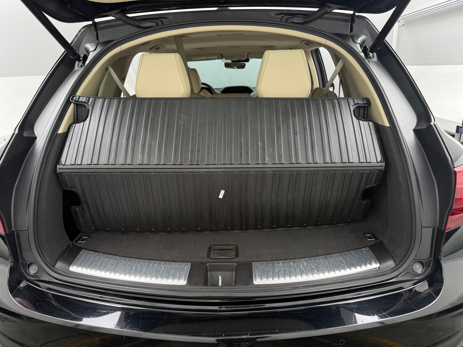 Thumbnail: 2019 Acura MDX - 6